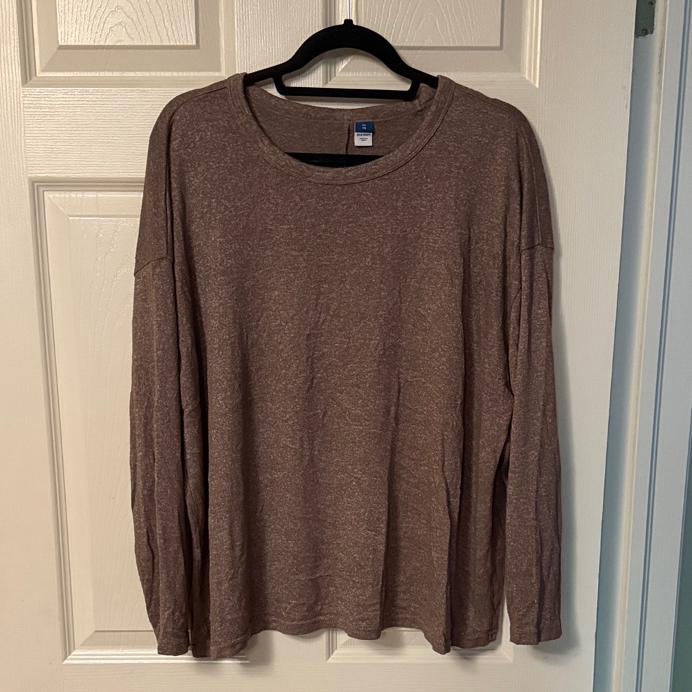 Old Navy Women’s Heather Brown Long Sleeve Tee